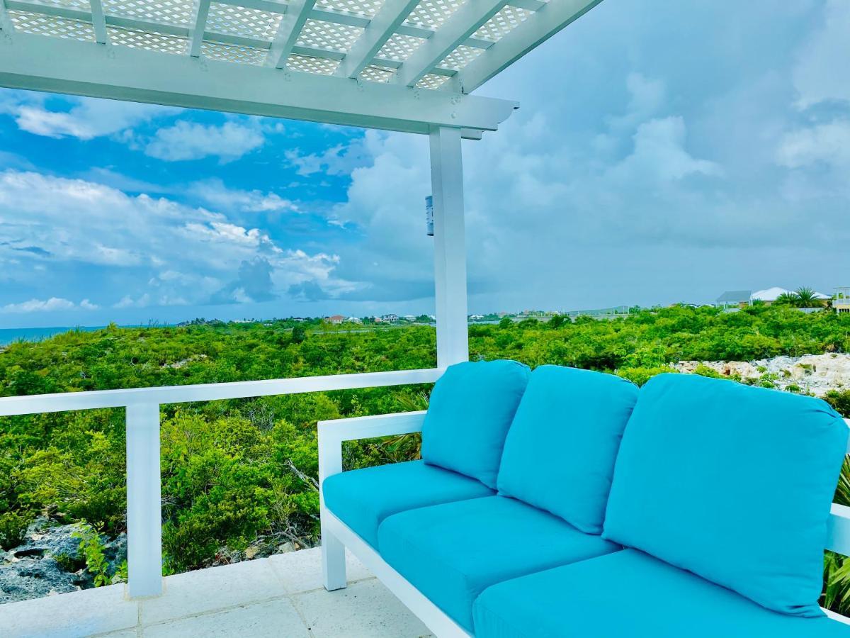 Modern Cottage With Chalk Sound Views Providenciales Esterno foto
