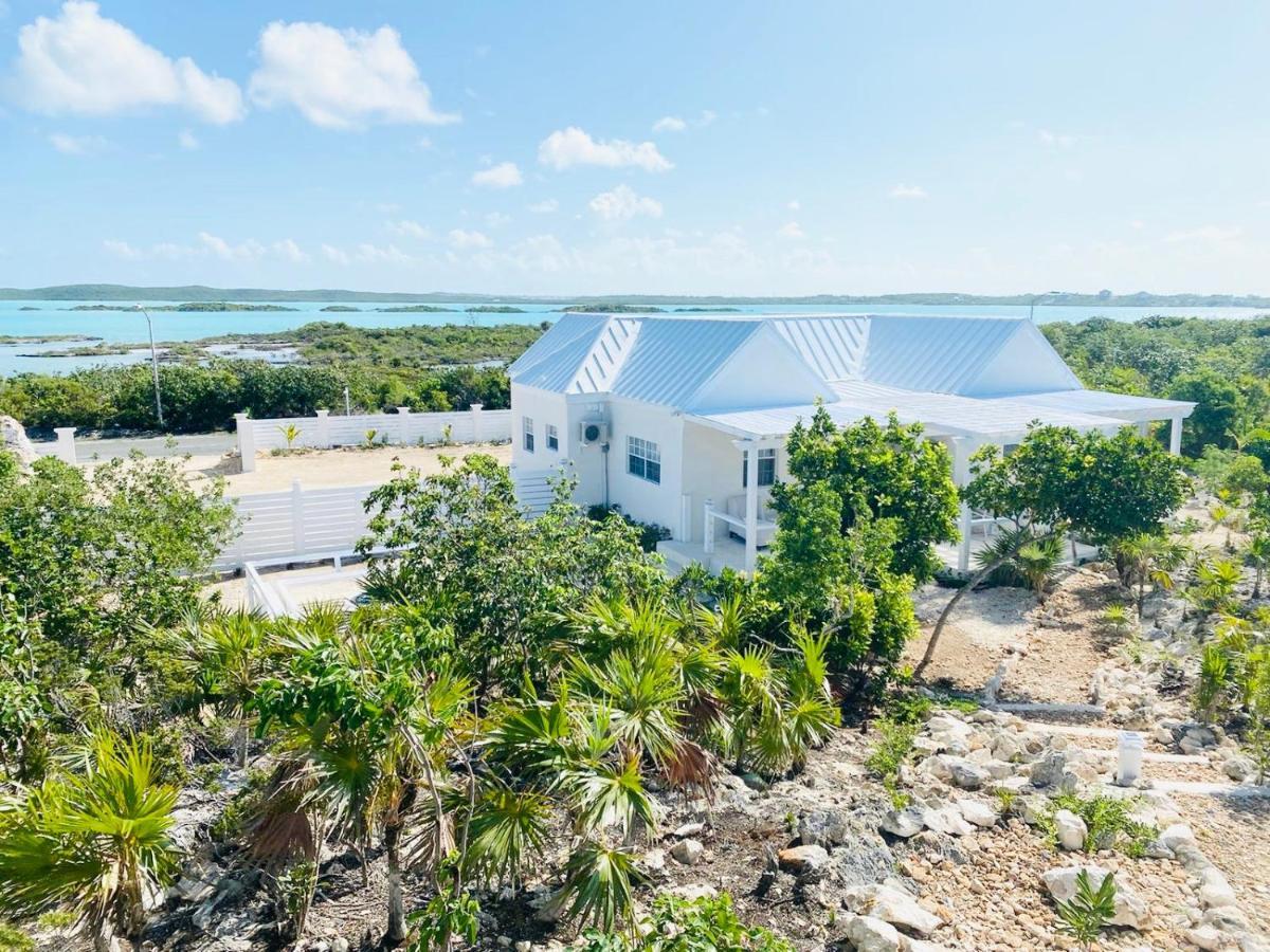 Modern Cottage With Chalk Sound Views Providenciales Esterno foto