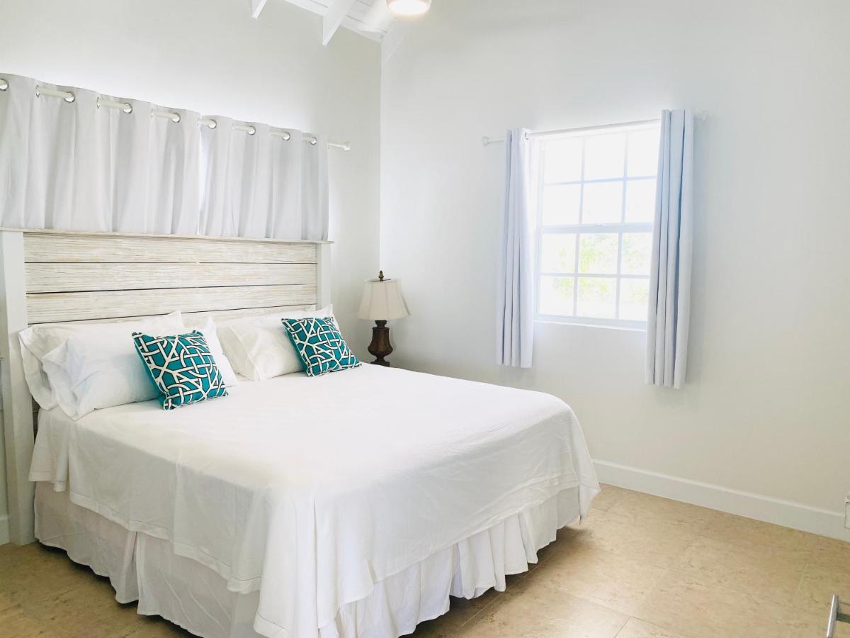 Modern Cottage With Chalk Sound Views Providenciales Esterno foto