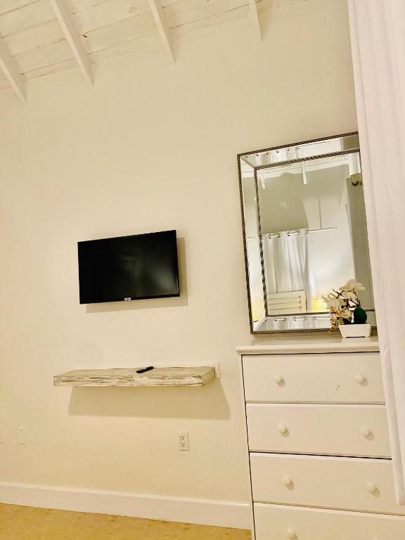 Modern Cottage With Chalk Sound Views Providenciales Esterno foto