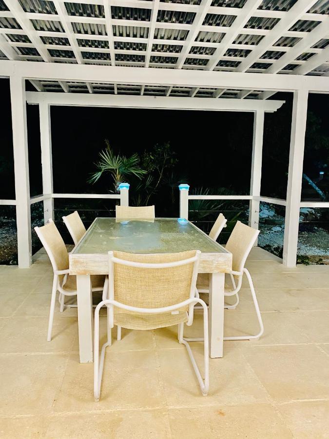 Modern Cottage With Chalk Sound Views Providenciales Esterno foto