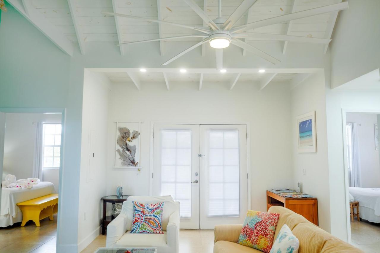 Modern Cottage With Chalk Sound Views Providenciales Esterno foto