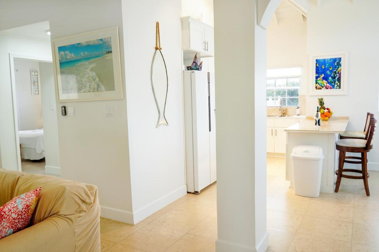 Modern Cottage With Chalk Sound Views Providenciales Esterno foto