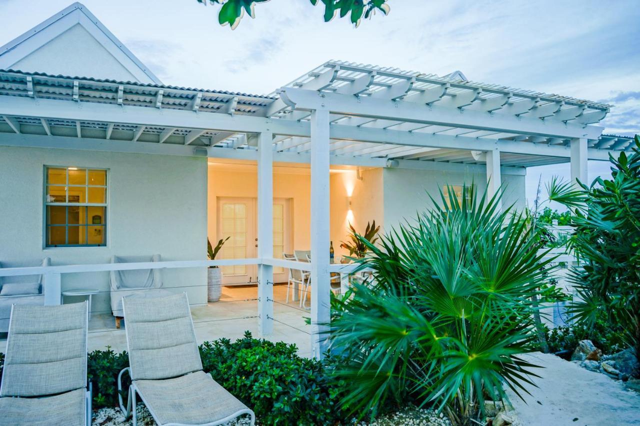 Modern Cottage With Chalk Sound Views Providenciales Esterno foto