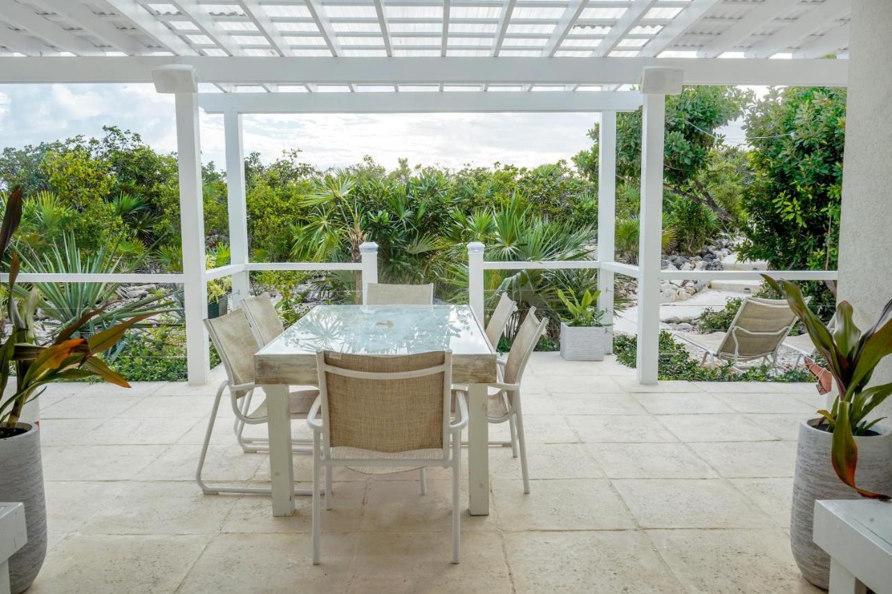 Modern Cottage With Chalk Sound Views Providenciales Esterno foto