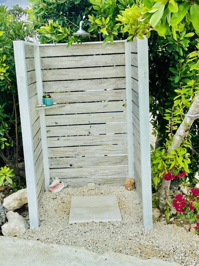 Modern Cottage With Chalk Sound Views Providenciales Esterno foto