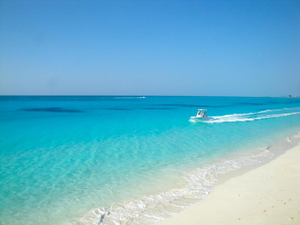 Modern Cottage With Chalk Sound Views Providenciales Esterno foto