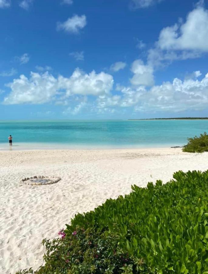 Modern Cottage With Chalk Sound Views Providenciales Esterno foto